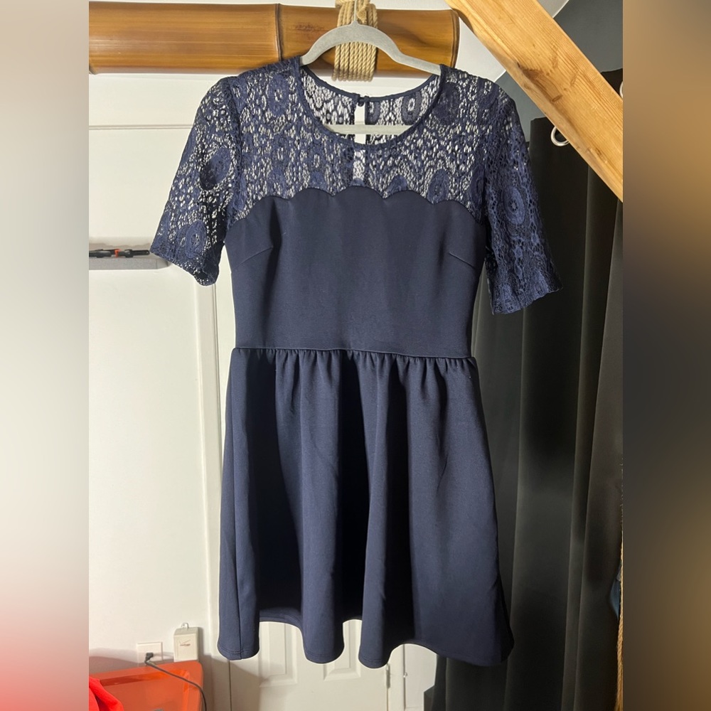 City Triangles Dress size 11